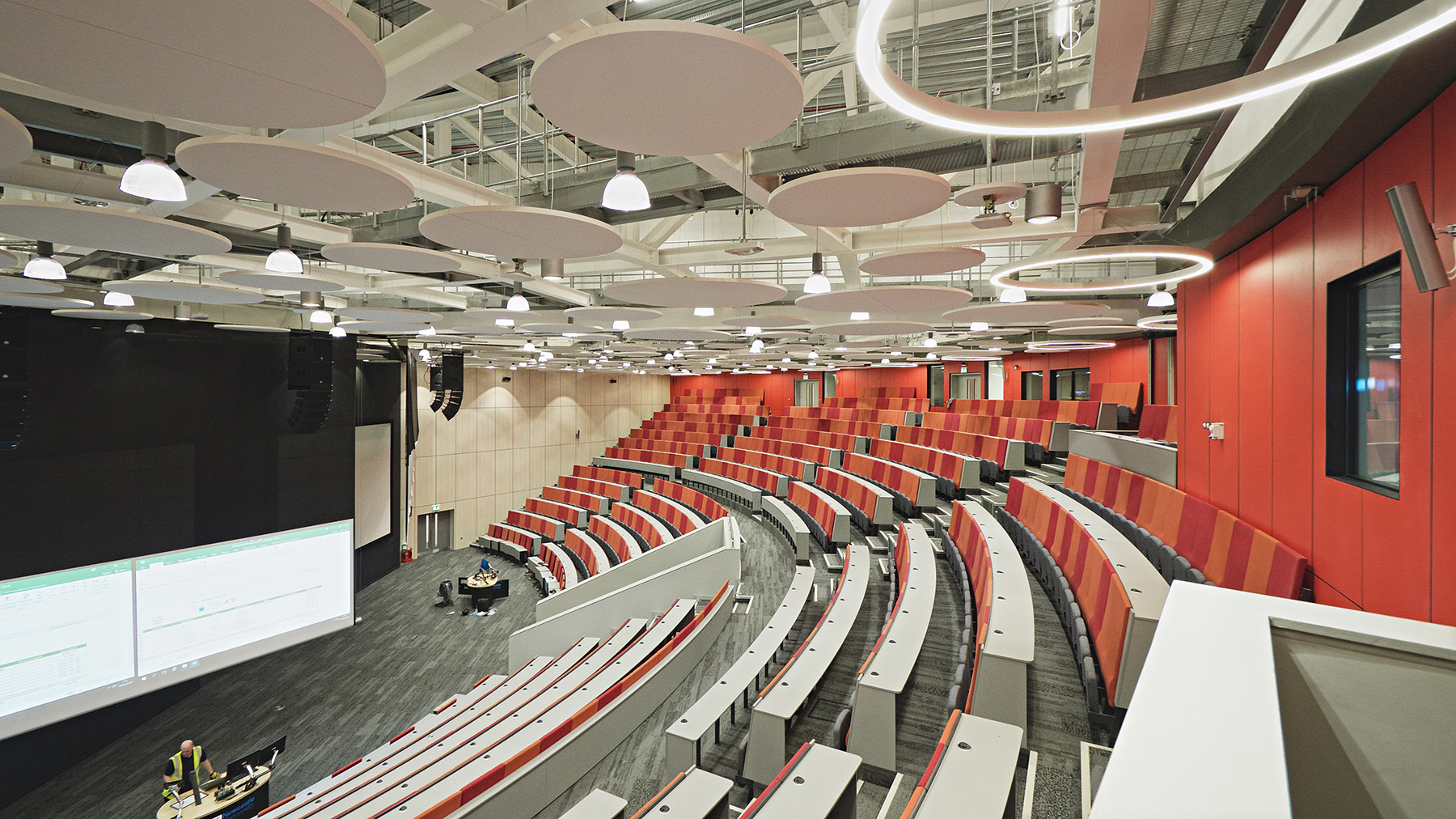 750 seat curved auditorium